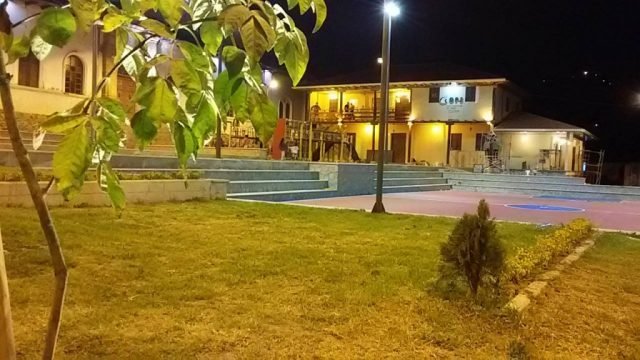 Jadán de noche
